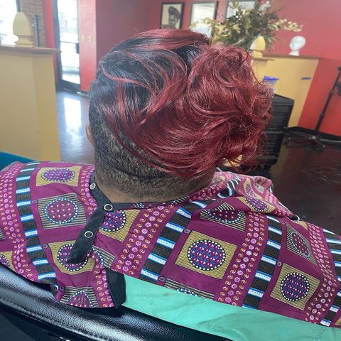 The Gift Salon LLC, beauty salon in Danville, VA